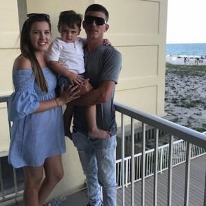 Meet your Posher, Kayla